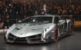 Lamborghini-Veneno-front-three-quarters.jpg