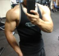 Lee Biceps